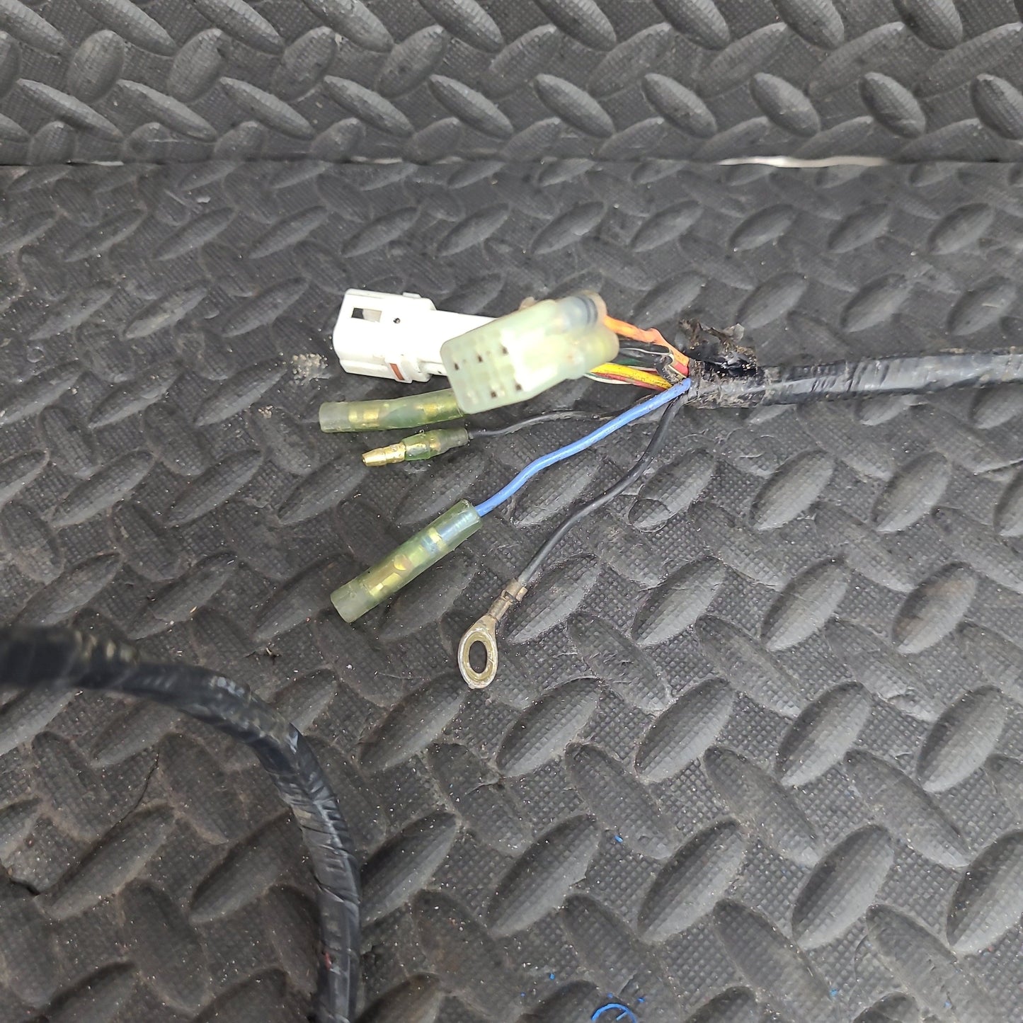 OEM Wire harness 2002+ Square Plug *USED*