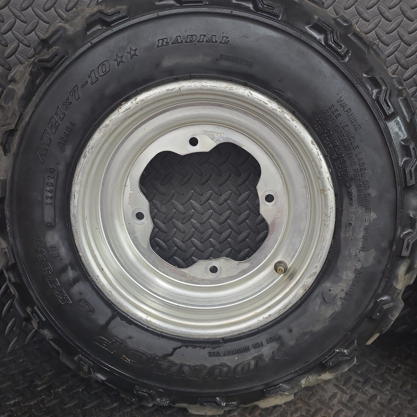 21x7-10 Dunlop KT331 Set of 2 *USED*