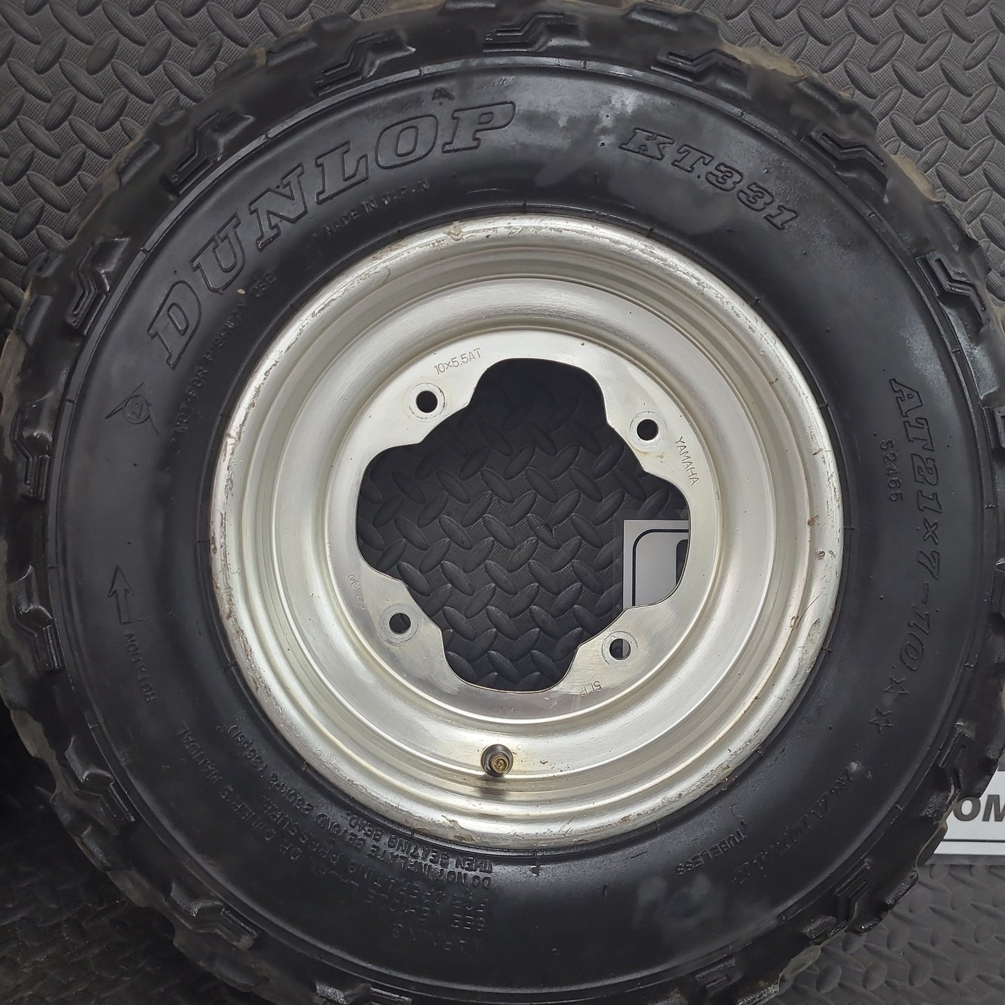 21x7-10 Dunlop KT331 Set of 2 *USED*