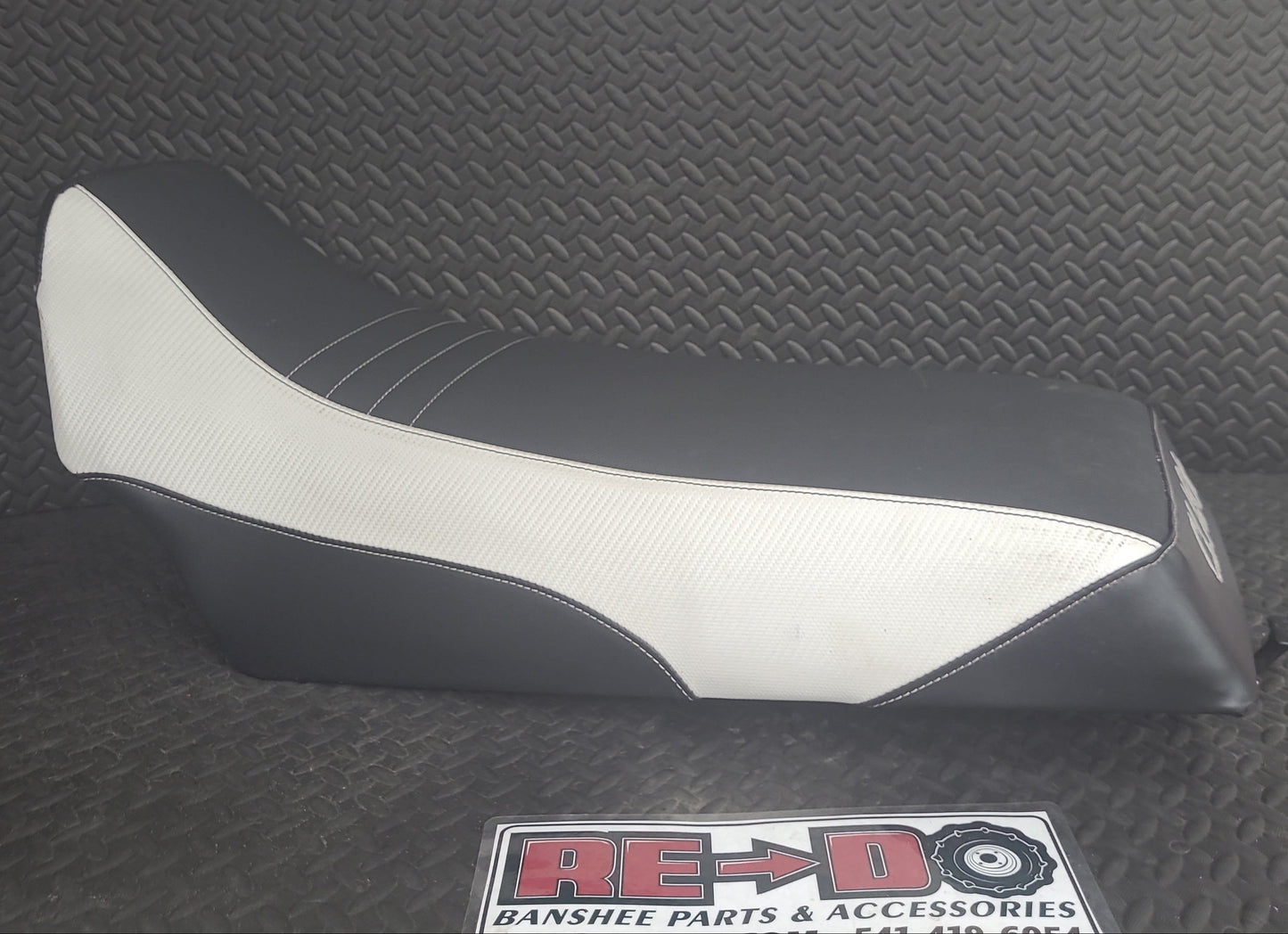 Black And White Seat *USED*