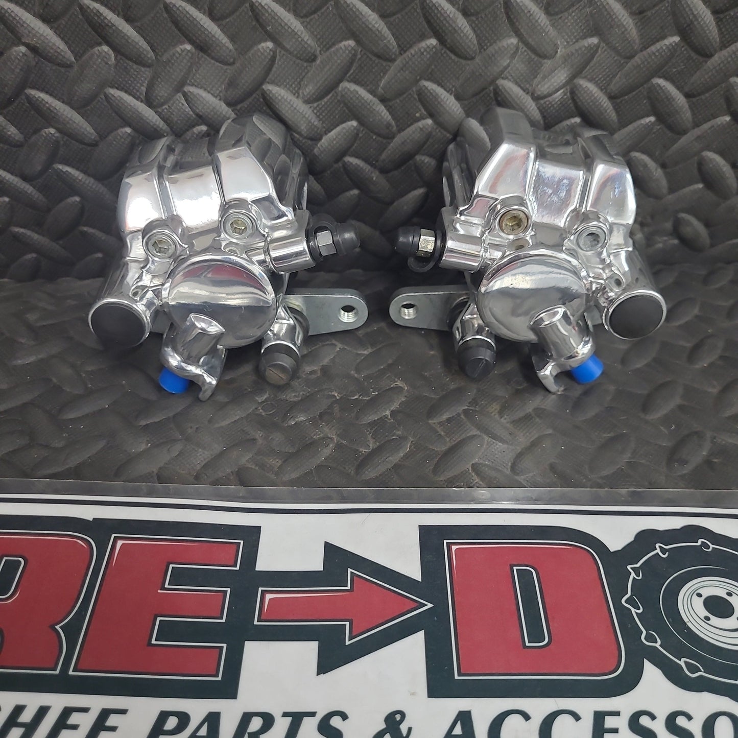 Polished OEM Front Brake Calipers Set of 2 *USED CALIPER NEW POLISH*