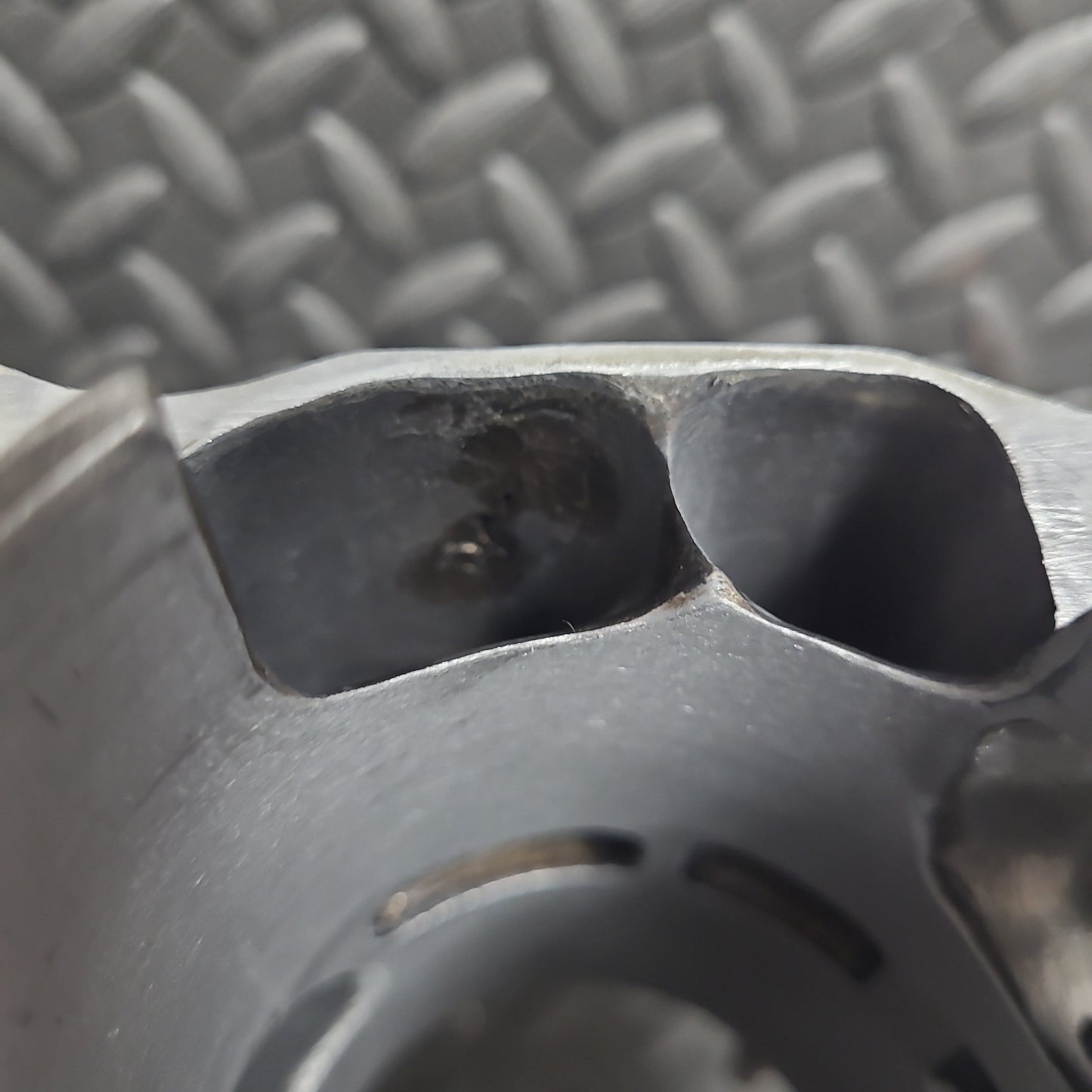 OEM Cylinders With Porting In Transfer, Cylinders And Intakes 65mm *USED*