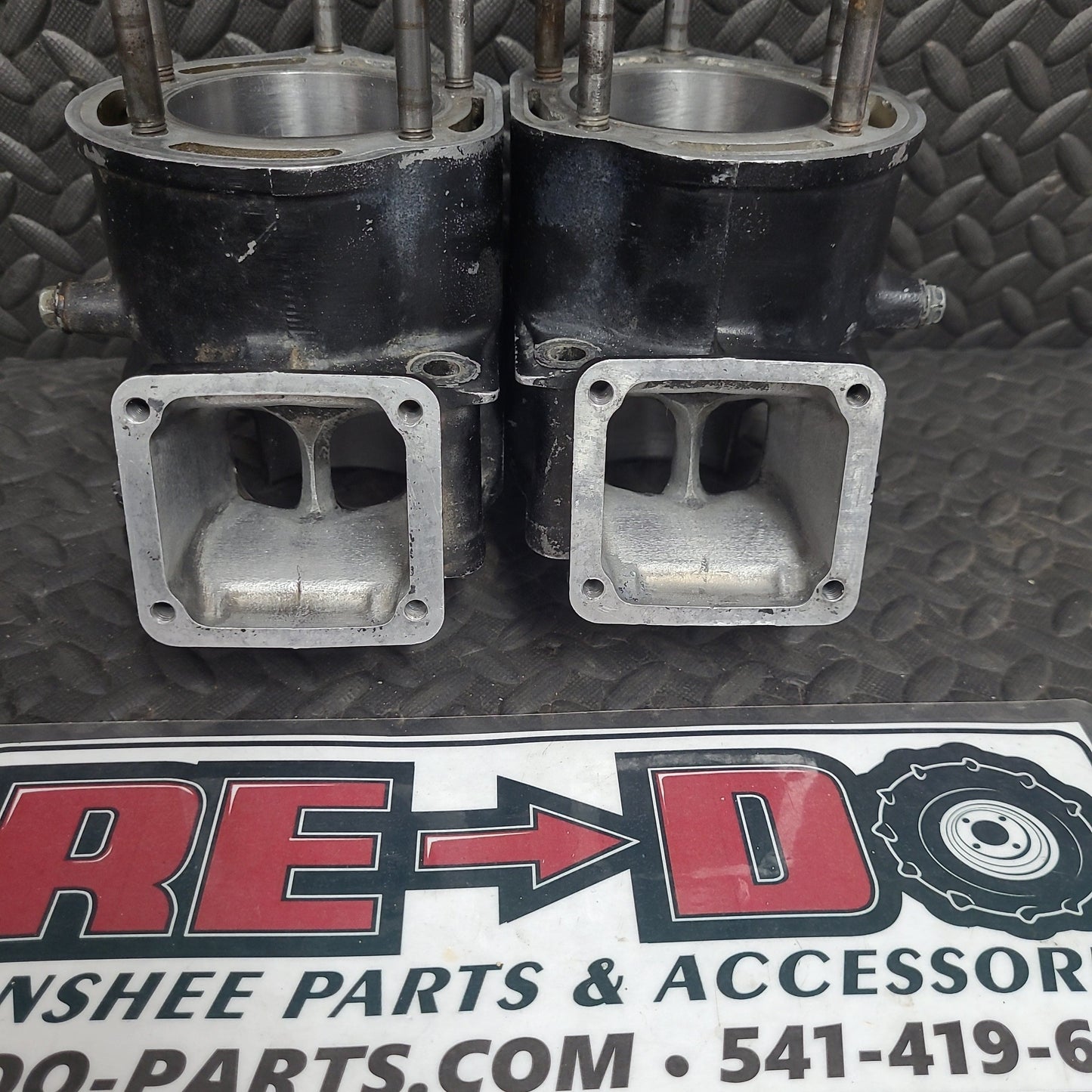 OEM Cylinders With Porting In Transfer, Cylinders And Intakes 65mm *USED*