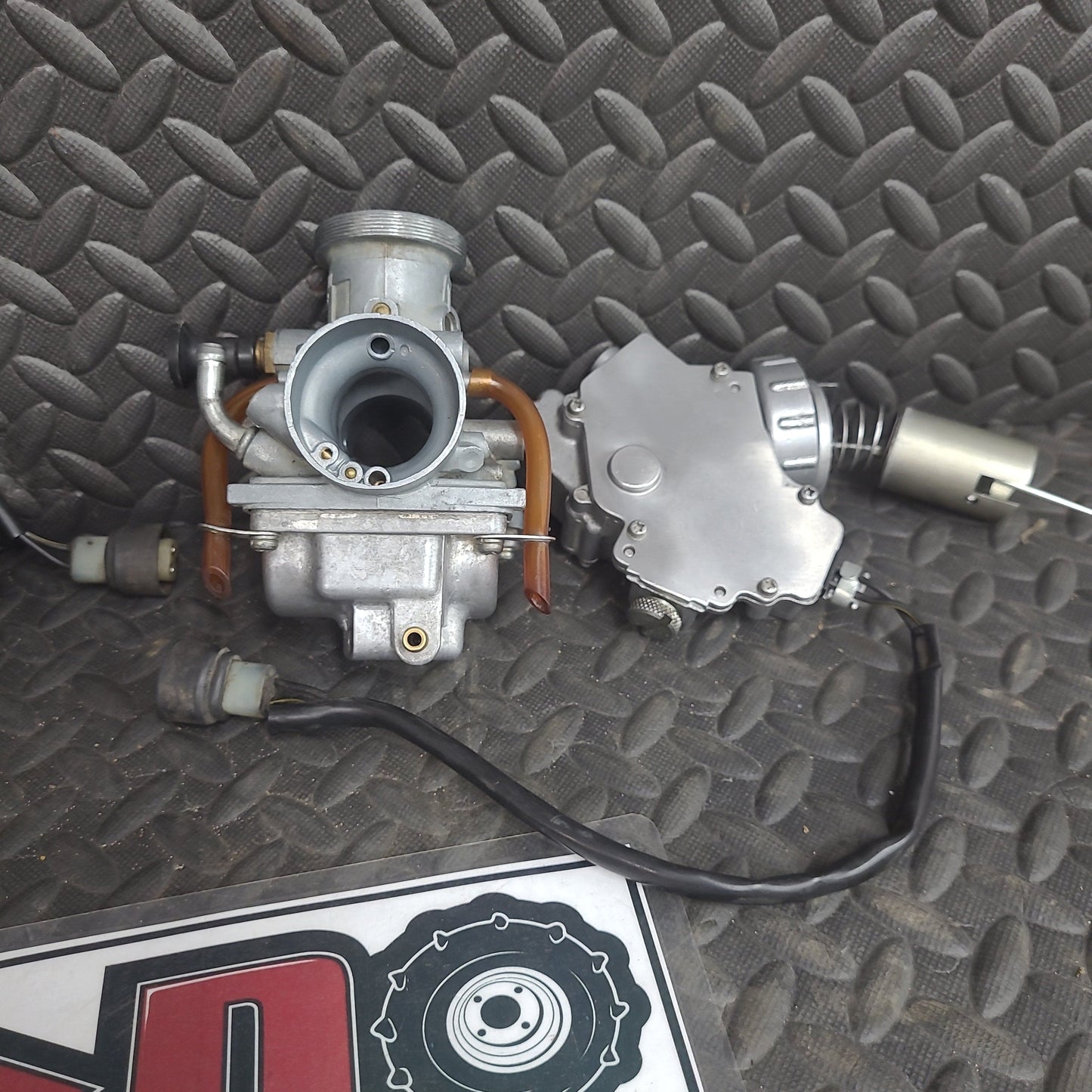 OEM Carburetors With TORS *USED*