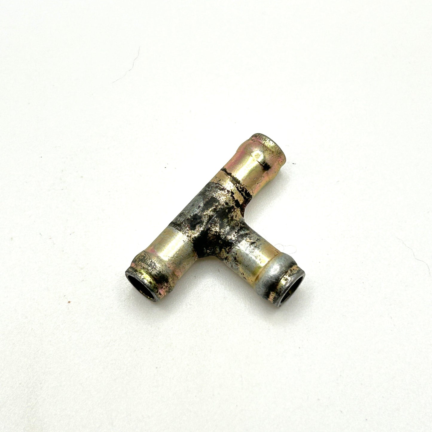 Factory OEM Carb Crossover Fuel line Tee *USED*