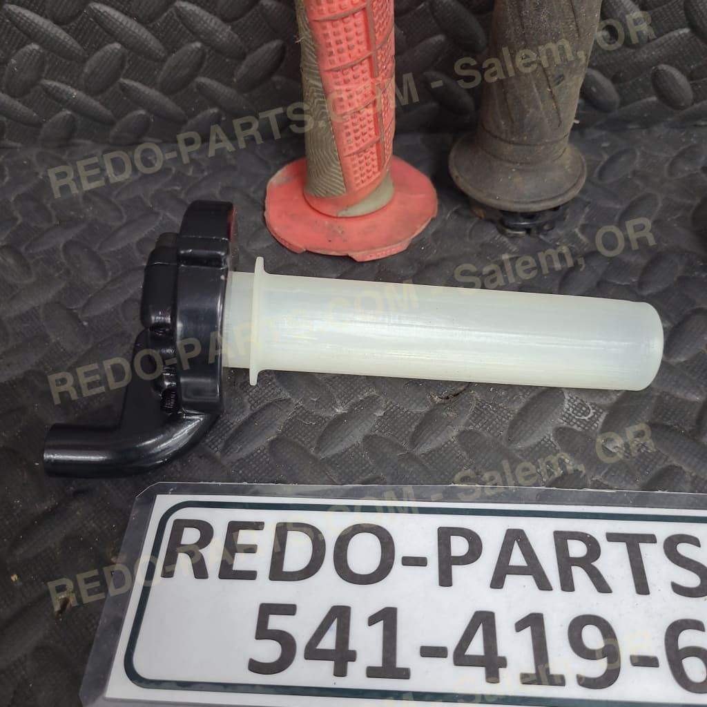 Aftermarket Twist Throttle no cable *USED* Parts - Used