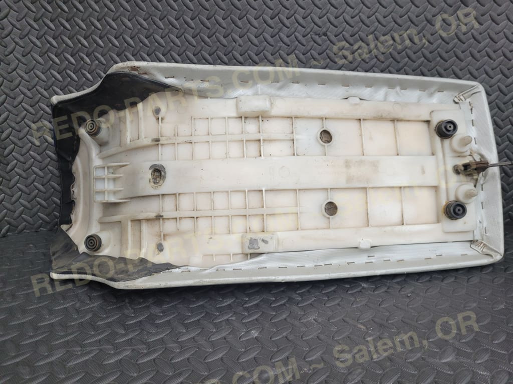 Cascade Innovations Seat Blue Black and Silver *USED* Parts - Used