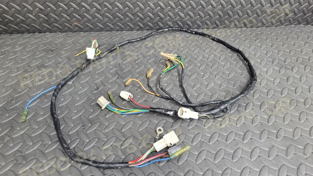 Factory OEM Harness ’95 Gray Plug *USED* Parts - Used