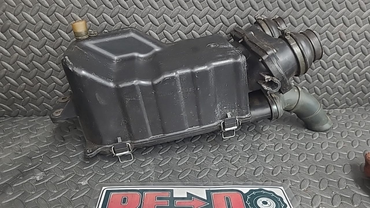 Factory OEM Airbox Complete w/ K&N Airfilter *USED LIKE NEW*