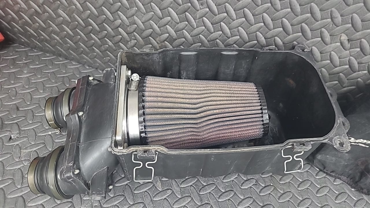 Factory OEM Airbox w/ K&N upgrade *USED*