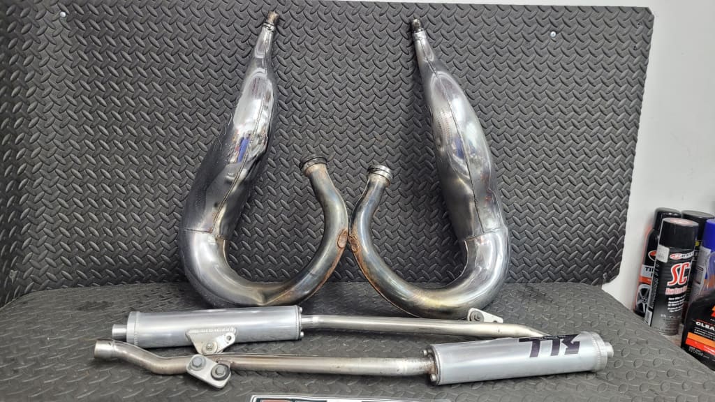 Toomey T6 Exhaust Head Pipes Stingers Silencers and Hardware See Pics *USED* Parts - Used
