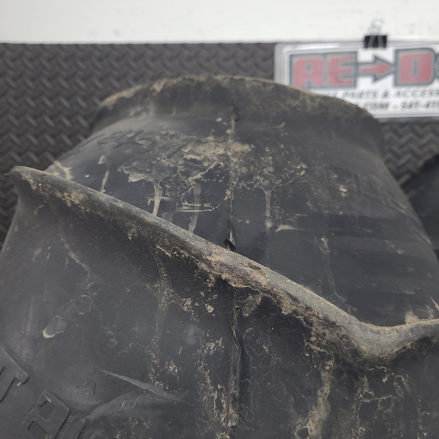 20x11-10 Rear Tires Sand Skate II on Douglas Blue Label *USED*