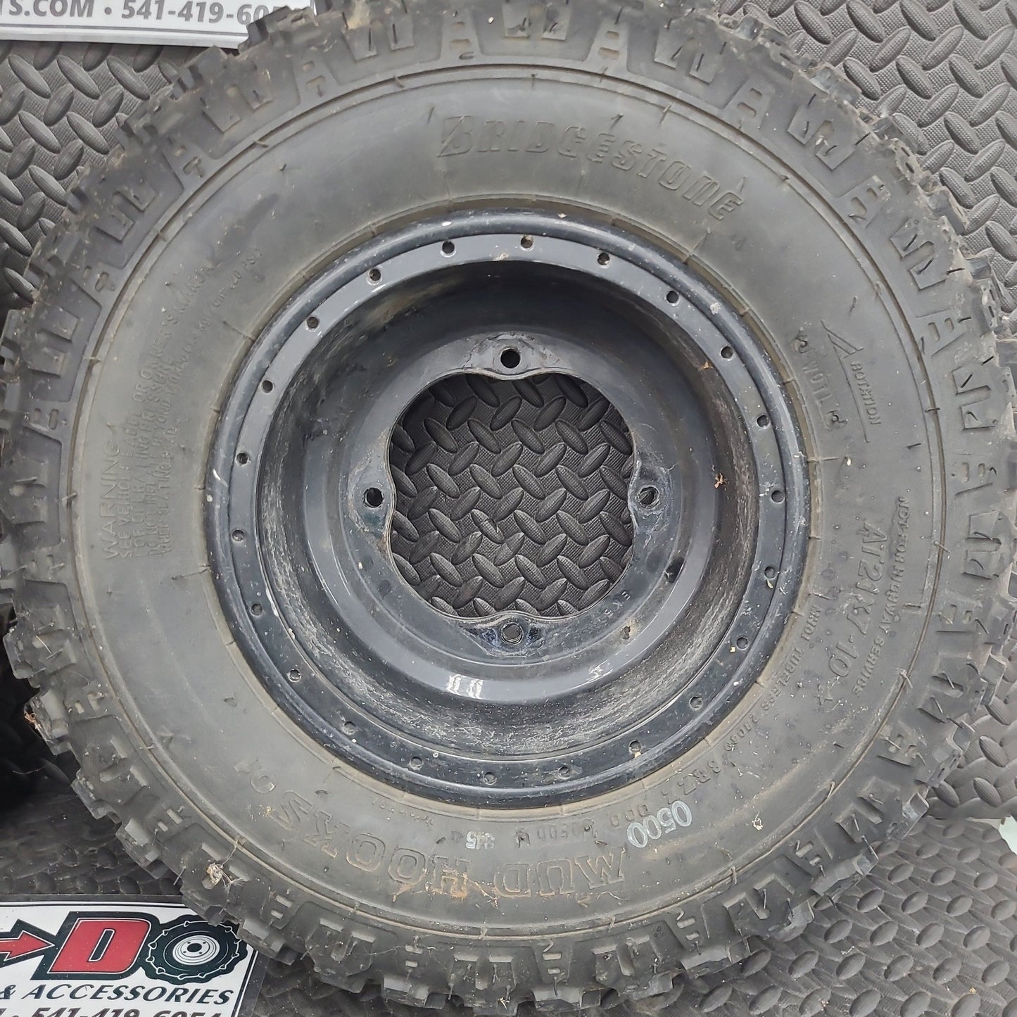 21x7-10 Bridgestone Mud Hookers *USED*