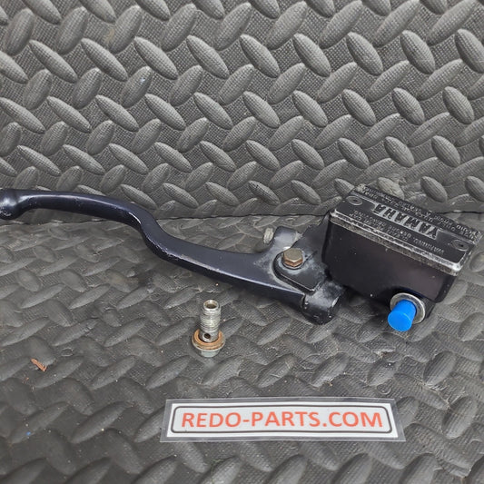 OEM Front Brake Master No Wire w/ Lever *USED*
