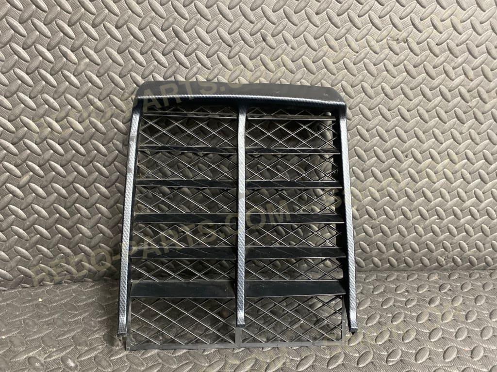 2004 Factory OEM LE Grill *USED* - Parts - Used