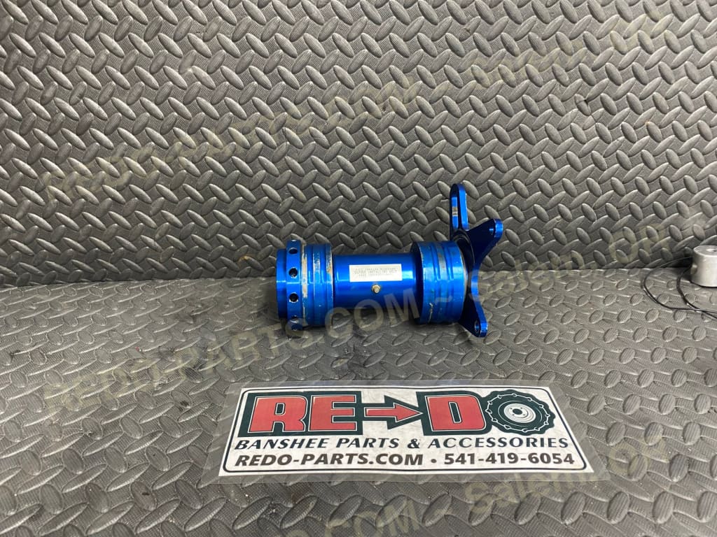 Aftermarket around Style Axle Carrier Blue *USED* Parts - Used