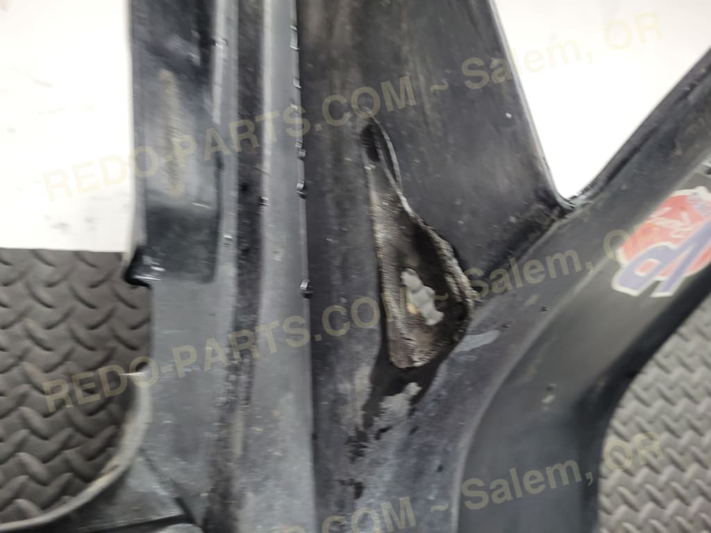 Aftermarket Front Fender OEM Rear Fender Black *USED*
