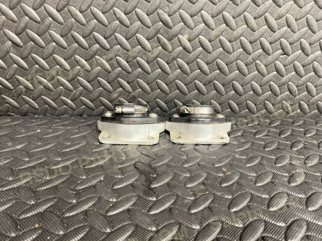 Aftermarket Intakes with Boots (for stock carbs) Set of 2 *USED*