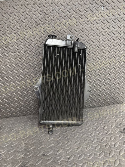 Aftermarket OEM Style Radiator *NEW* - Parts - Used