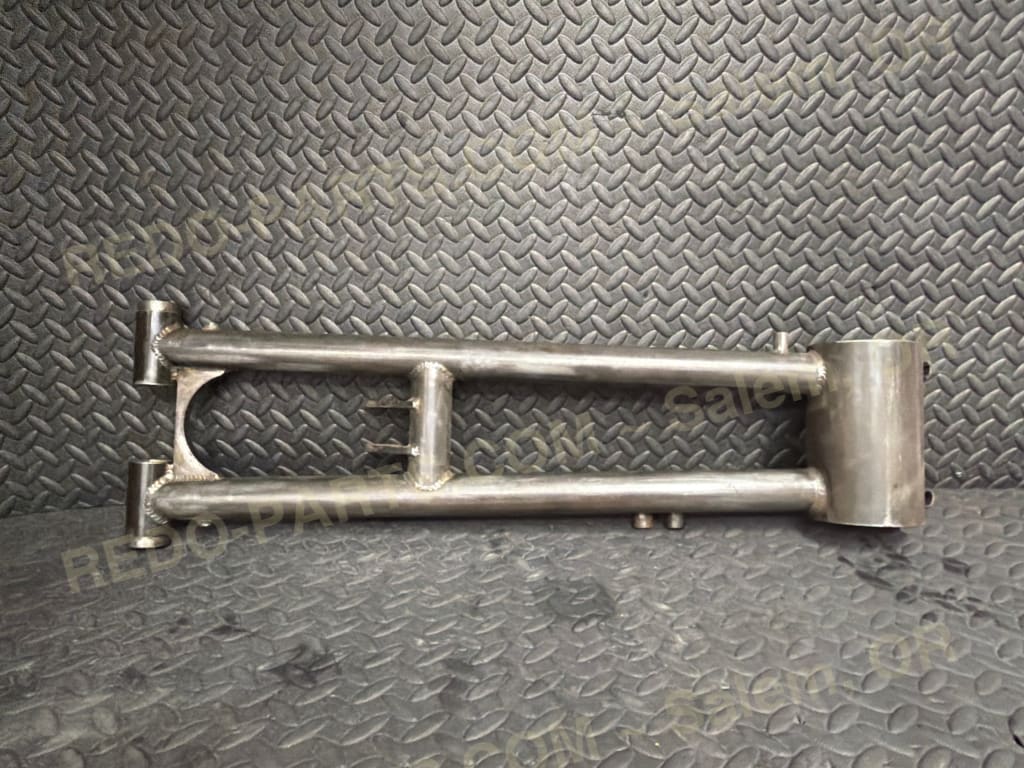 Aftermarket Plus 6” Swing Arm with Round Style Carrier for Banshee. No Link. *NEW*.