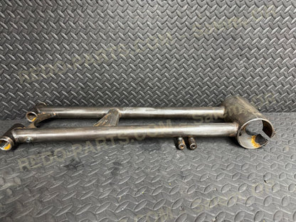 Aftermarket Plus 6” Swing Arm with Round Style Carrier for Banshee. No Link. *NEW*.