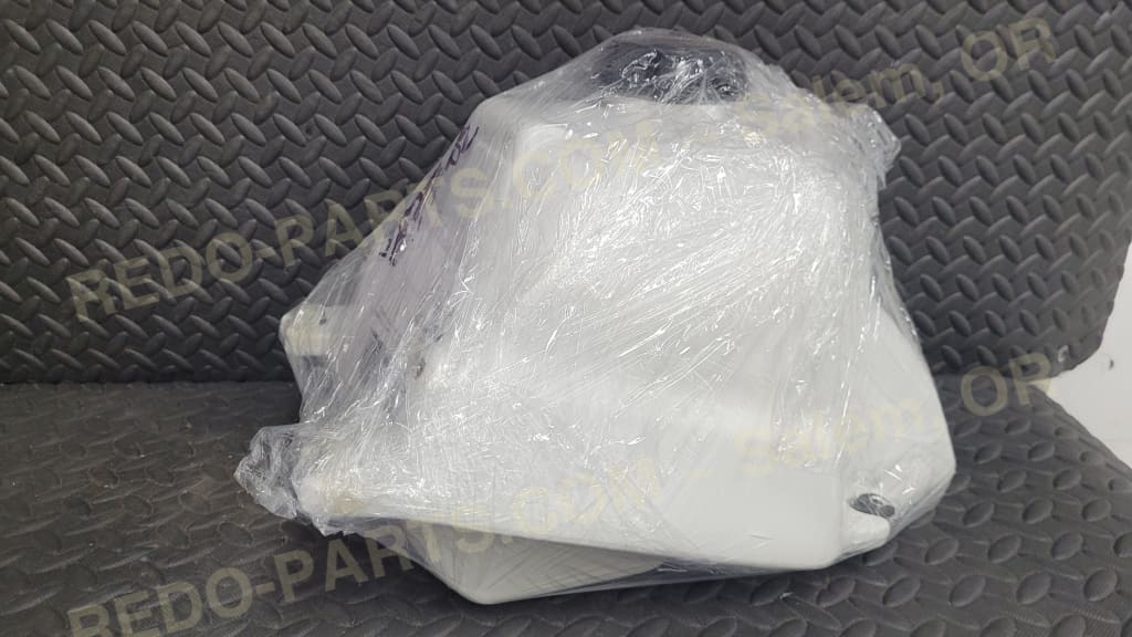 Clarke Stock Replacement Fuel Tank White *NEW* - Parts - New