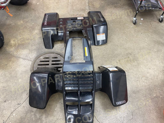 Factory OEM 2004 Limited Edition Black Plastics with the Carbon Fiber Radiator and Tank Cover. 4pcs. *USED*. Parts