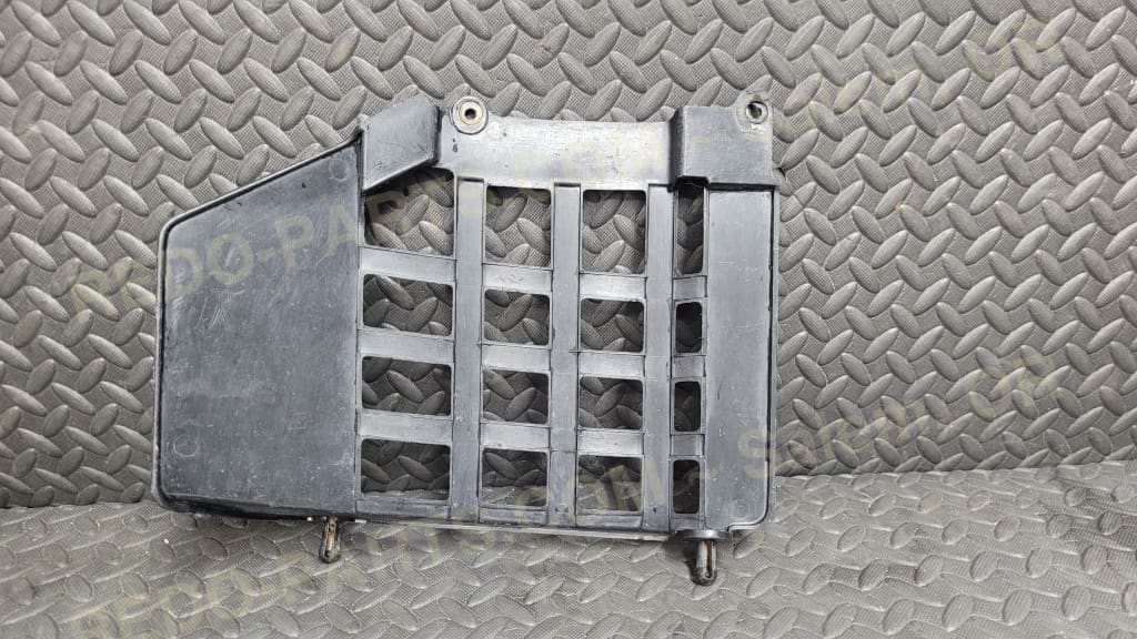 Factory OEM Heel Guard Plastic LEFT SIDE ONLY *USED* Parts Used