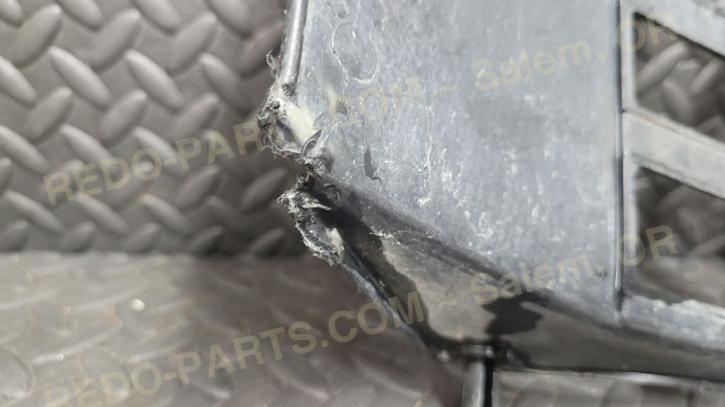 Factory OEM Heel Guard Plastic LEFT SIDE ONLY *USED* - Parts - Used