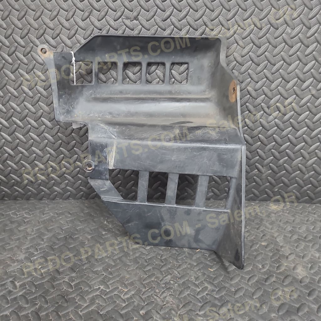 Factory OEM Heel Guard Plastics *Kicker Side Only - Missing Tabs SINGLE *USED* Parts - Used