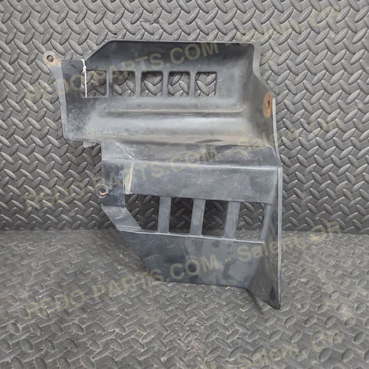 Factory OEM Heel Guard Plastics *Kicker Side Only - Missing Tabs SINGLE *USED* Parts - Used