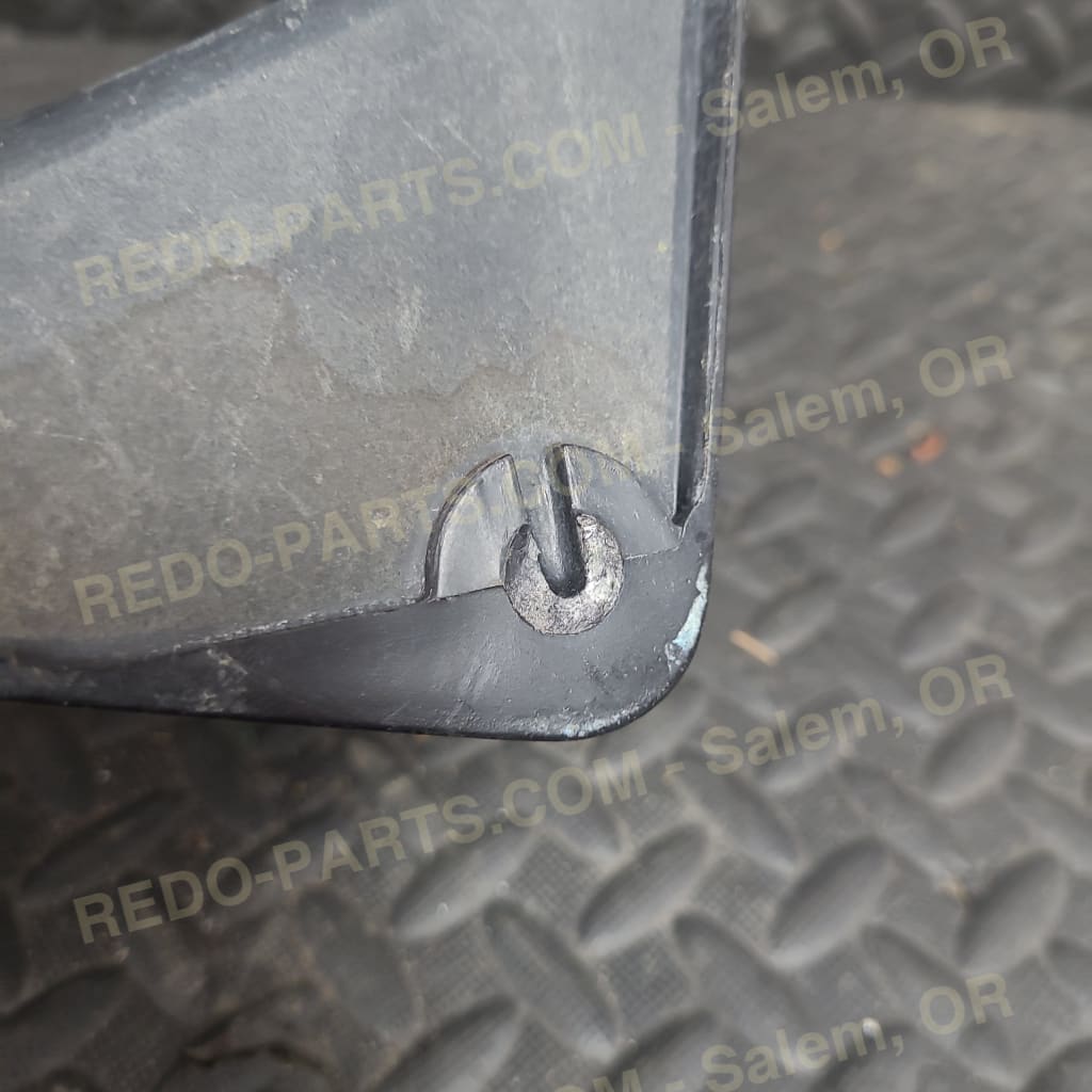 Factory OEM Heel Guard Plastics *Kicker Side Only - Missing Tabs SINGLE *USED* Parts - Used