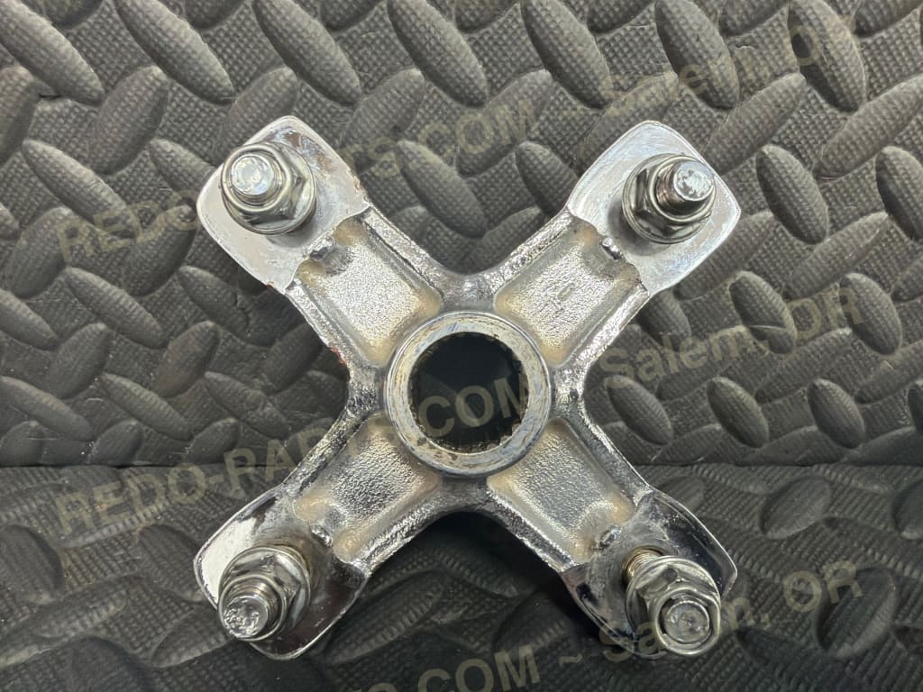 Factory OEM Rear Wheel Hub 115mm Set of 2 Chrome *USED* - Parts - Used