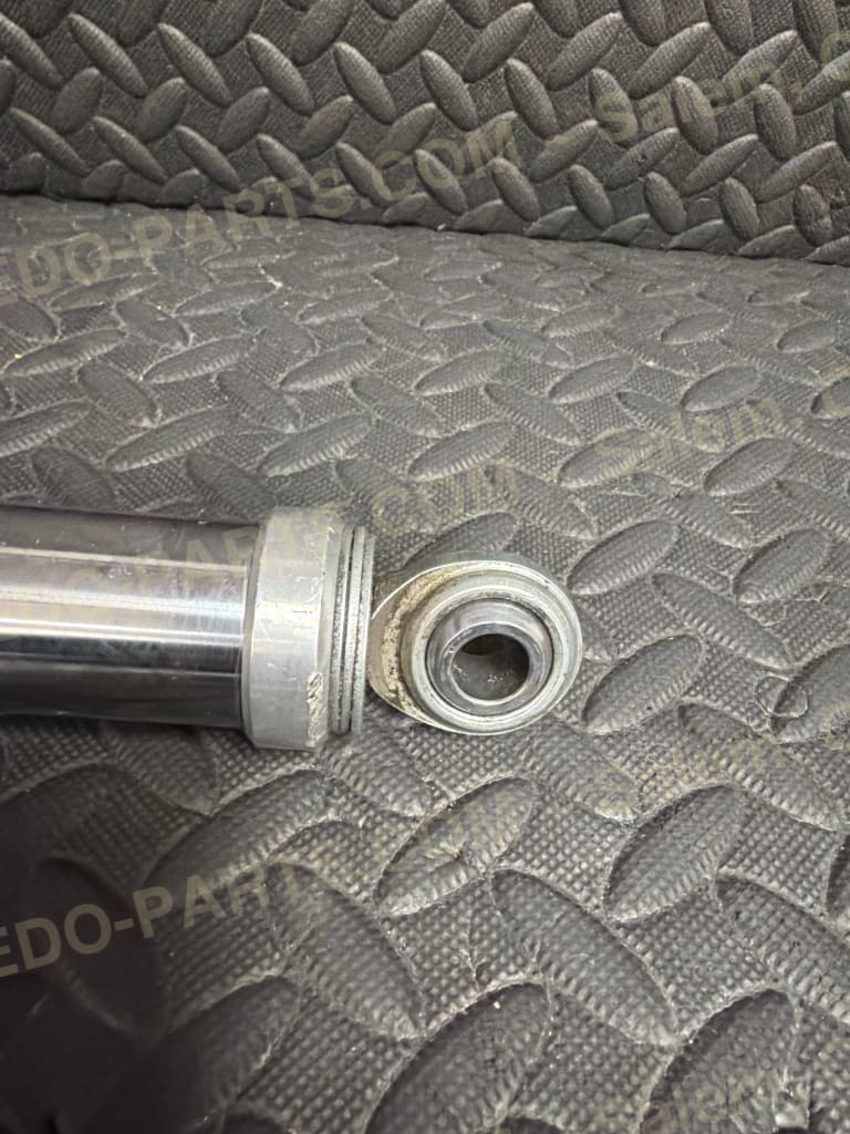 Marvin Shaw Rear Shock. 17” Eye To Eye. *USED* - Parts - Used