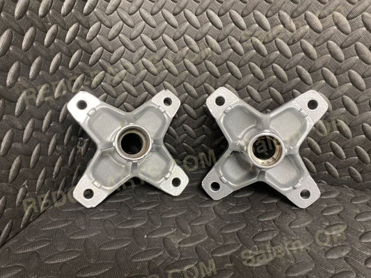 Powder Coated OEM Front Hubs A-Arm Style - Silver *USED* - Parts - Used