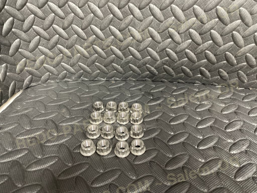 Titanium Wheel Lug Nuts (NEW) 16 pcs. Parts - New